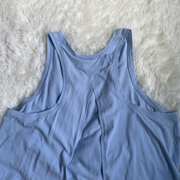Lululemon Racerback Open Back Tank. Light blue. Size 10. - Picture 5 of 7